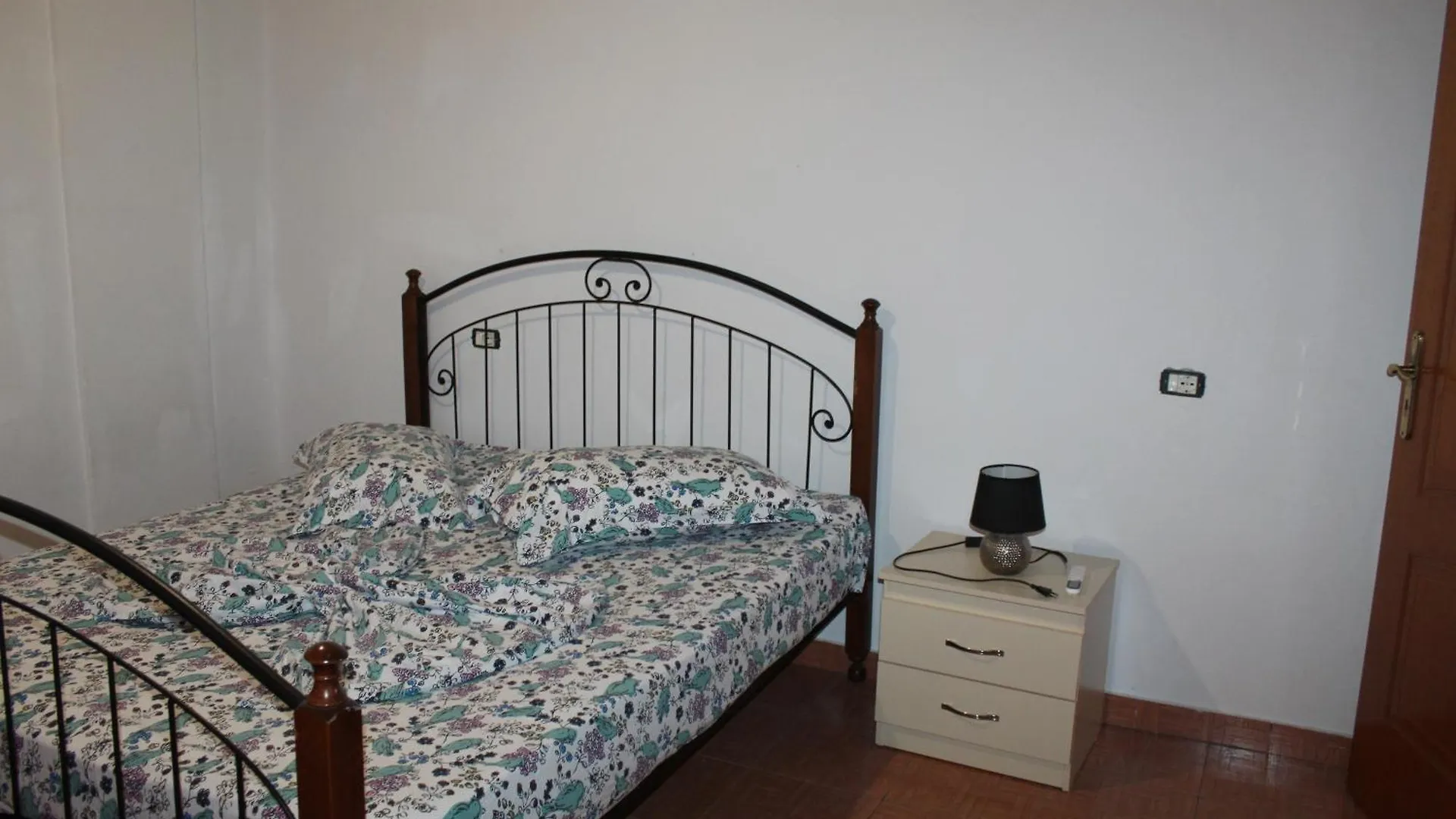 Hotel Vangjeli Orikum 0*,  Albânia