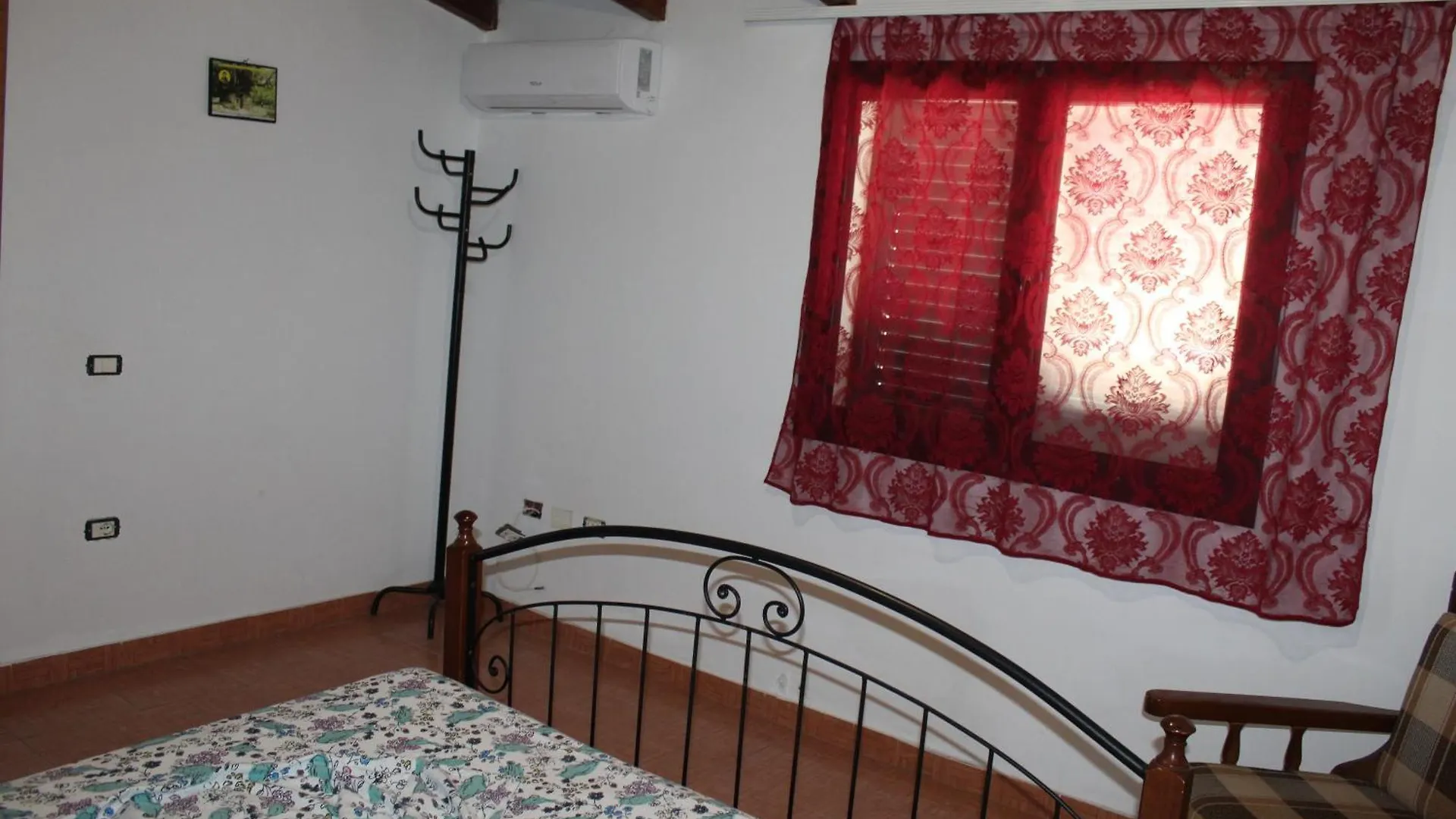 Hotel Vangjeli Orikum Apartamento