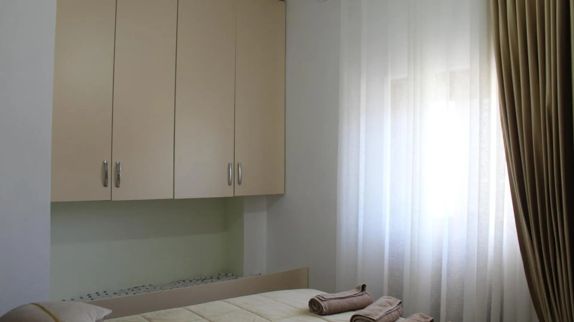 Hotel Vangjeli Orikum Apartamento