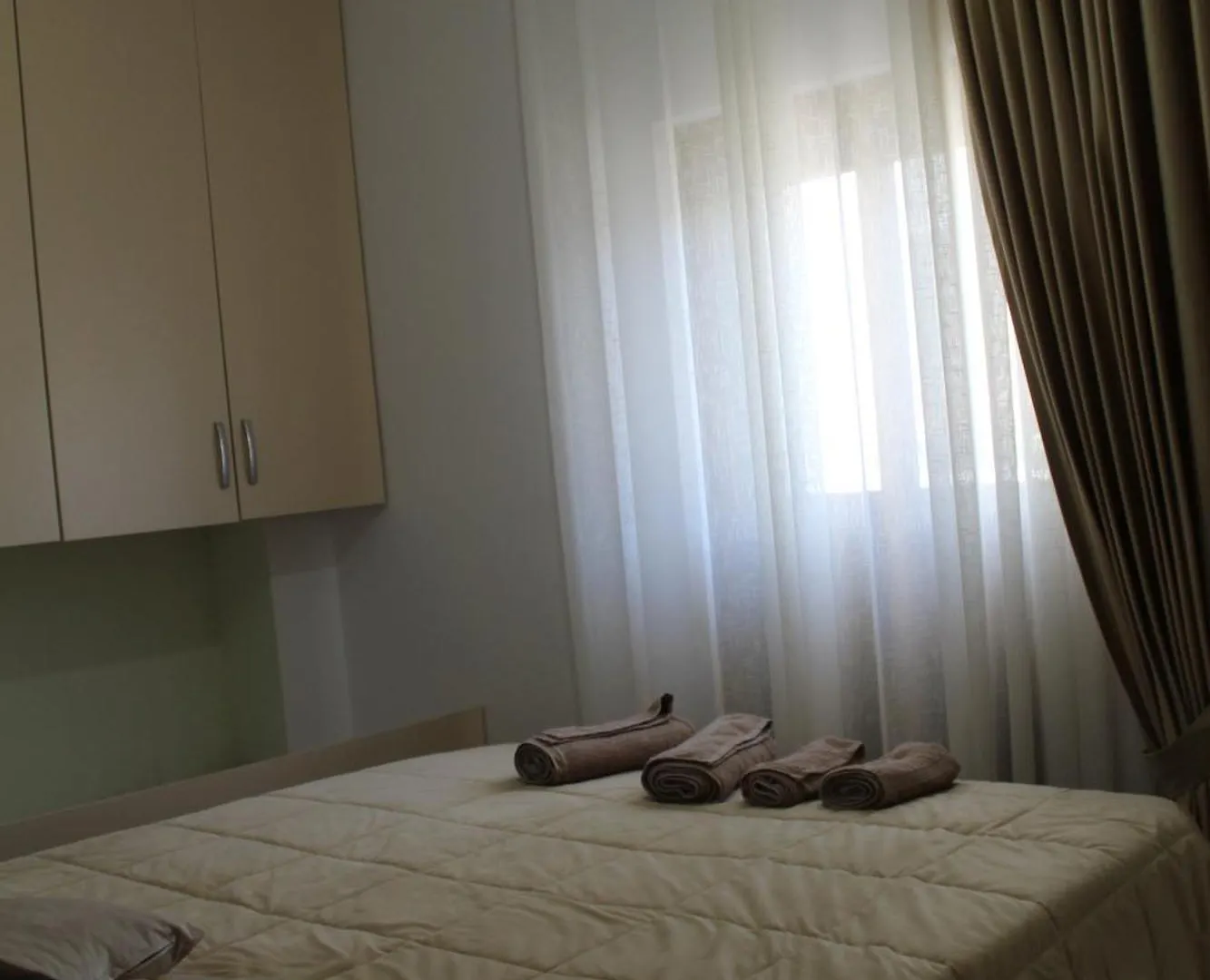 Hotel Vangjeli Orikum Apartamento