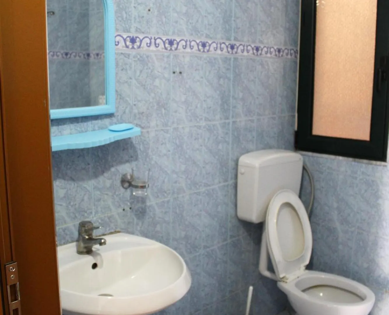 Hotel Vangjeli Orikum Apartamento