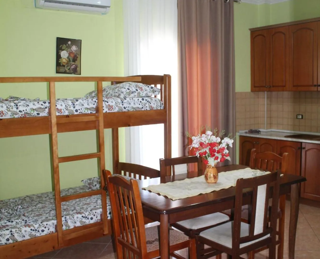 Hotel Vangjeli Orikum Albania
