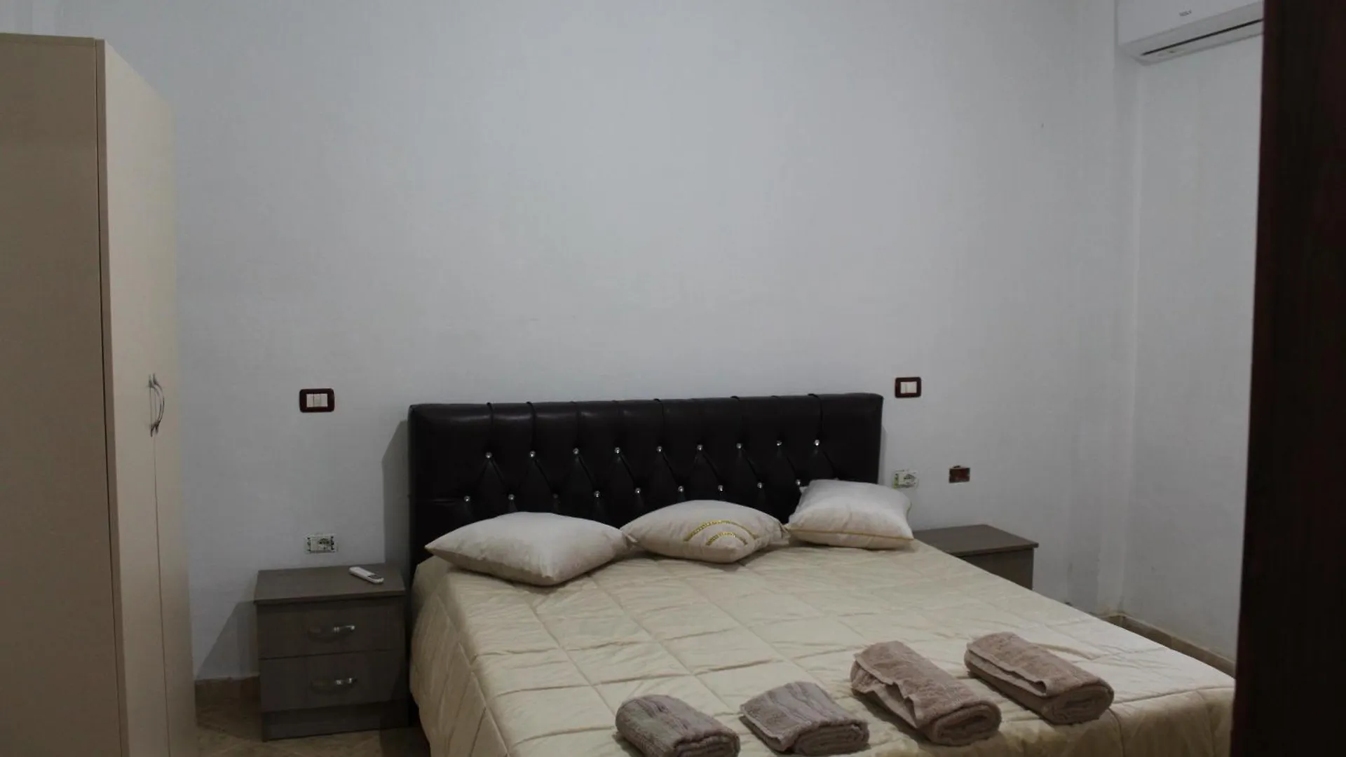 Apartamento Hotel Vangjeli Orikum