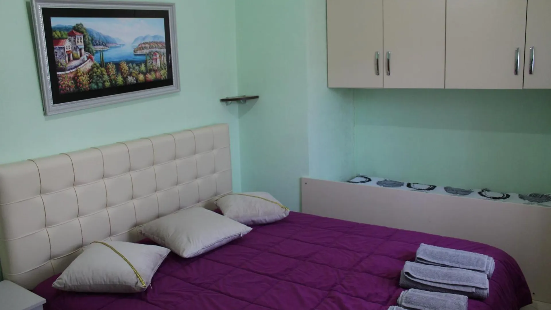 Hotel Vangjeli Orikum