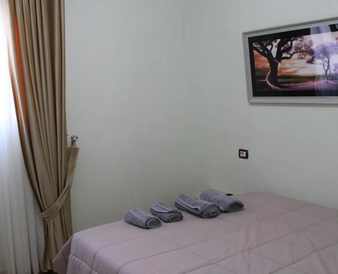 Apartamento Hotel Vangjeli Orikum Albânia